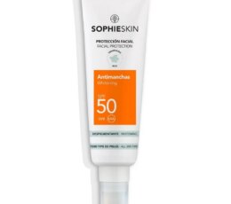 SOPHIESKIN ÉCRAN SOLAIRE ANTI-TACHES SPF50 50ML